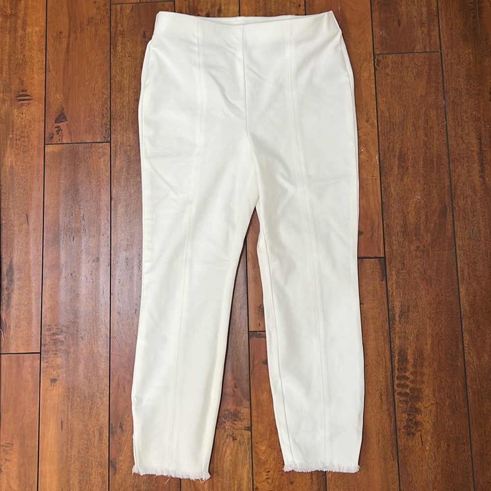 Alfani white pants size 4